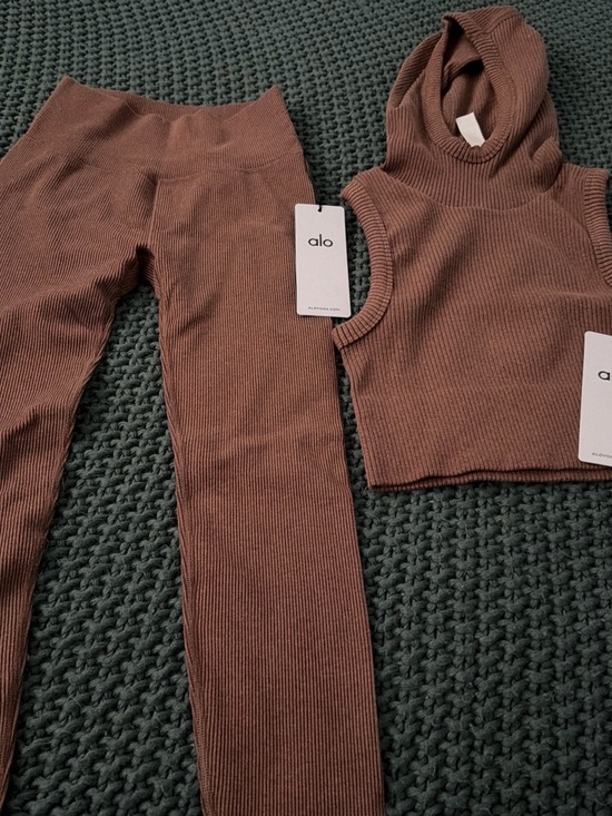 ALO Yoga Pants - ALO Yoga Ribbed Legging and Cropped Hooded Tank — Chocolate Brown